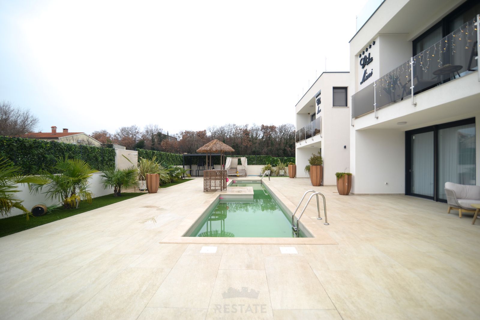 HOUSE WITH 2 UNITS & W/ POOL 2x (3-BED, 3-BATH) — Piantade 110 (& 110A)
