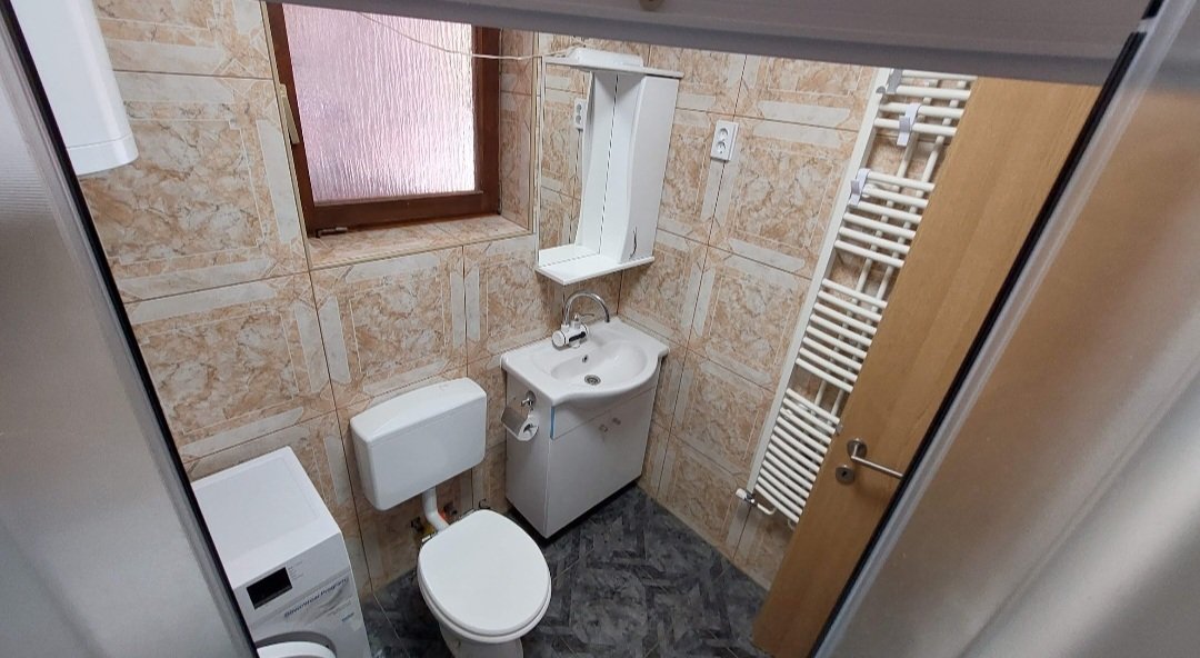 PRODAJA,NAJEM,BIVALEN VIKEND