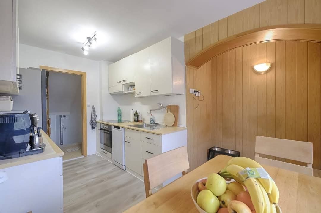 PRODAJA ,STANOVANJE ,5 IN VEČ SOBNO
