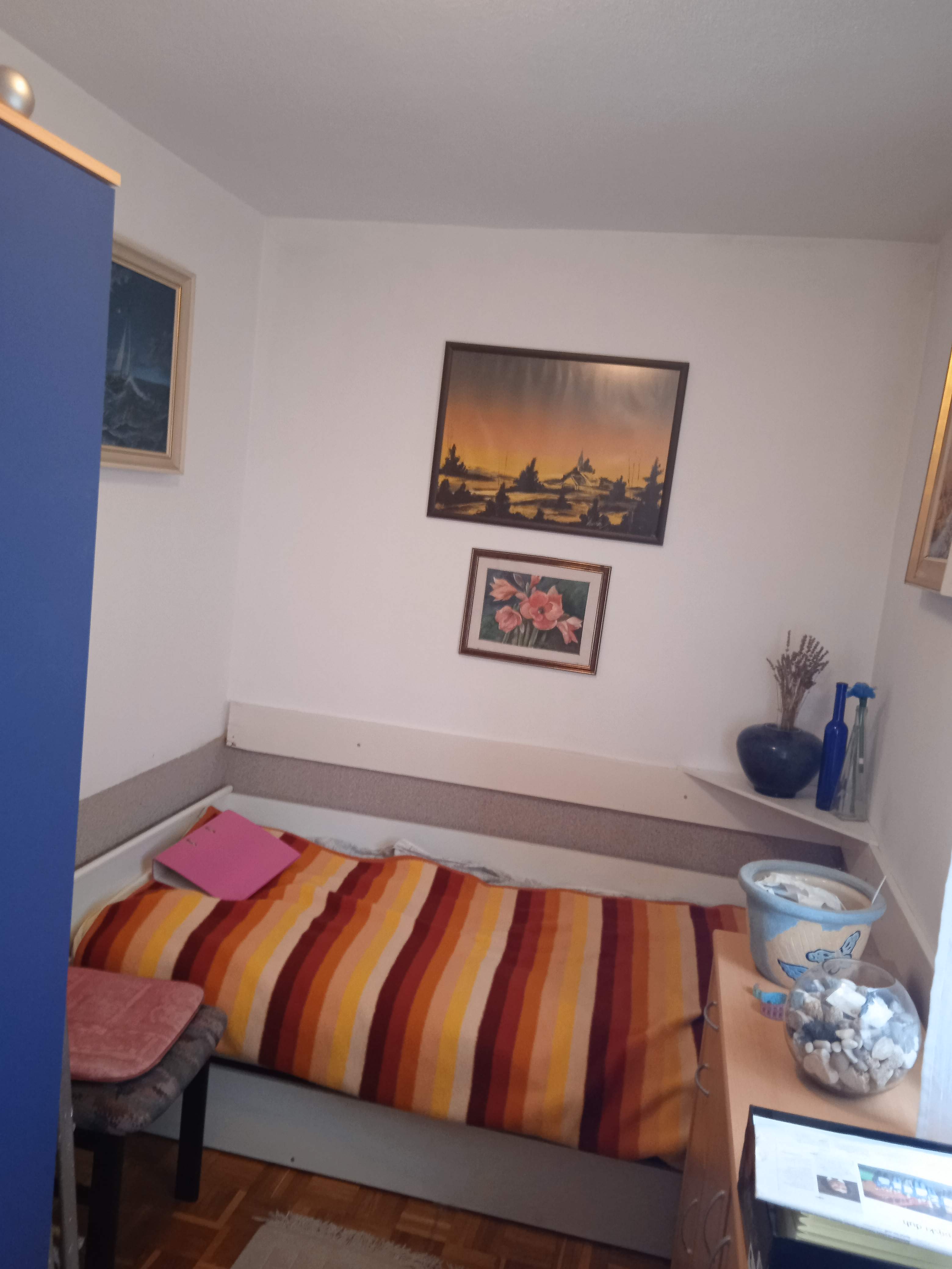 PRODAMO 3 SOBNO STANOVANJE,DOMŽALE CENTER — Ulica Matije Tomca 1