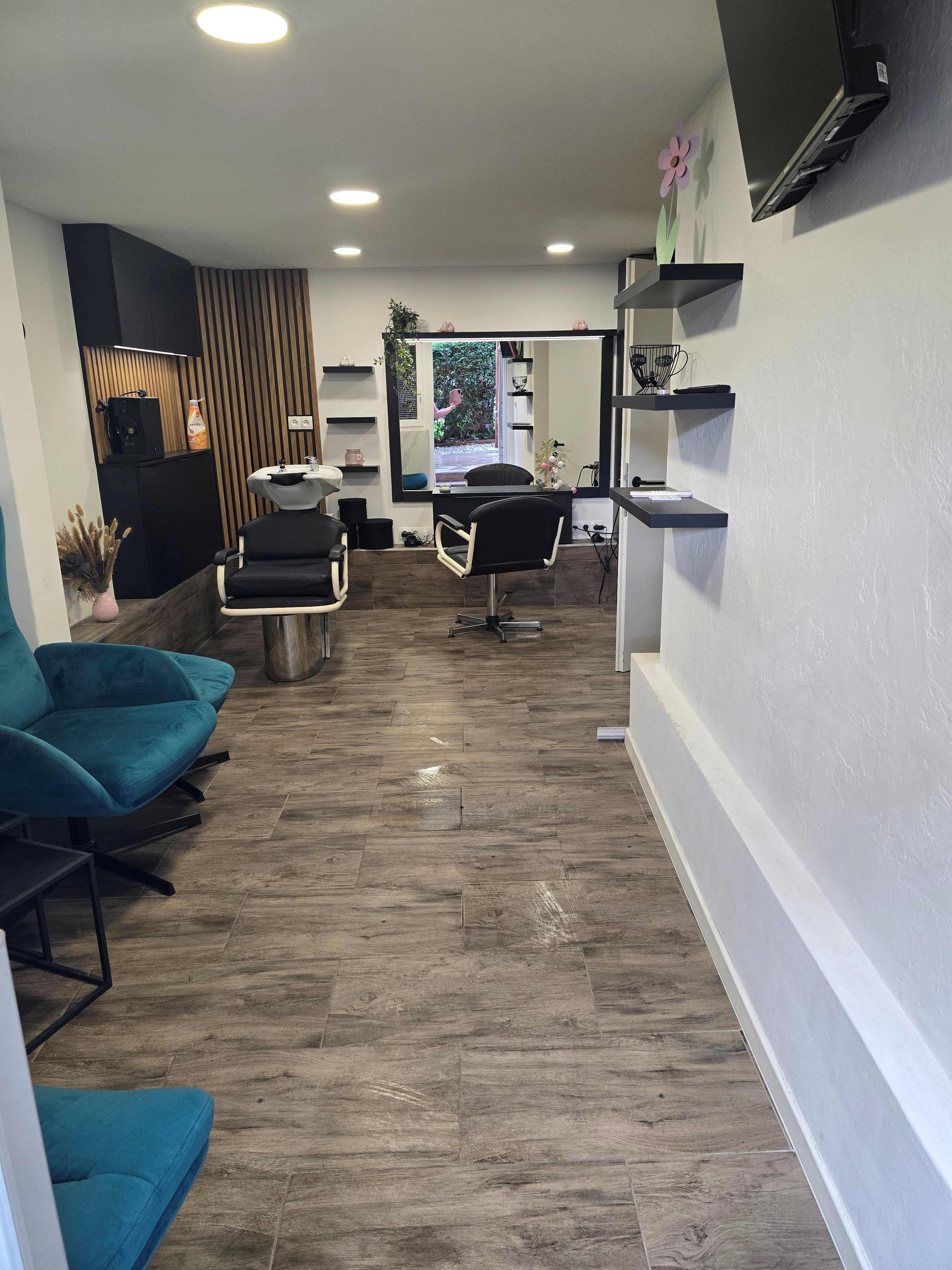 PRODAJA,STANOVANJE 2 SOBNO ,67 m2