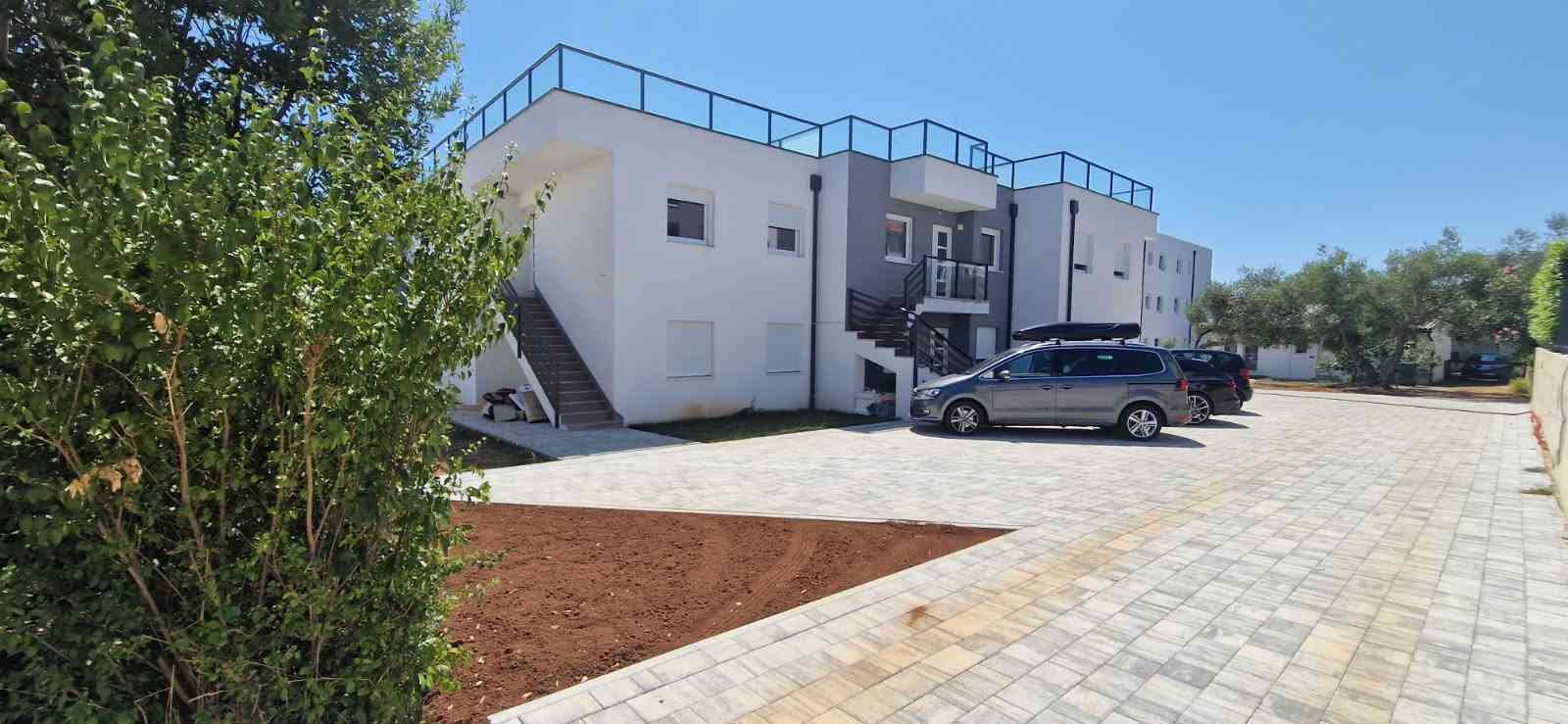 PRODAJA,STANOVANJE,3-SOBNO